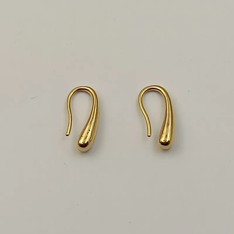 Gold stainless steel earrings in the shape of small drops